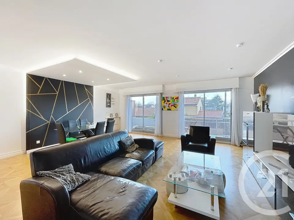 Appartement 4 pièces 106 m² à vendre à Bordeaux — photo 2