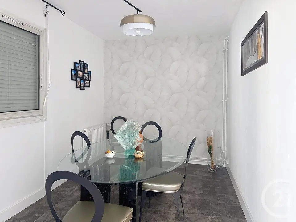 Appartement 4 pièces 69 m² à vendre à Bordeaux — photo 3