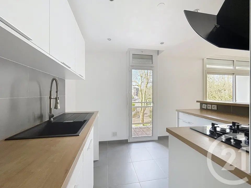 Appartement 4 pièces 67 m² à vendre à Bordeaux — photo 3