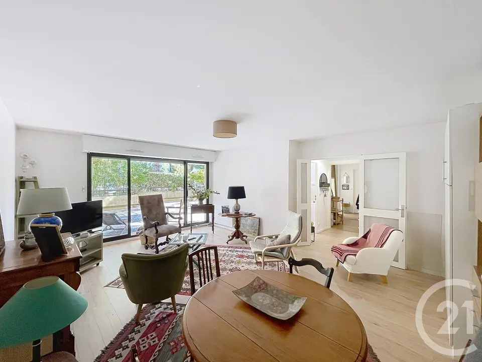 Appartement 3 pièces 71 m² à vendre à Bordeaux — photo 2