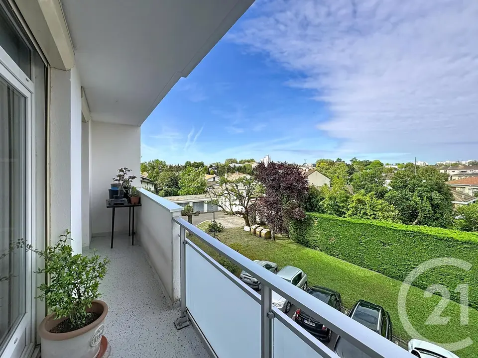 Appartement 4 pièces 70 m² à vendre à Bordeaux — photo 4