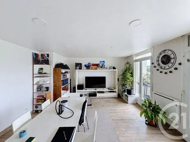 Appartement à vendre à Bordeaux — CENTURY 21 Kadima