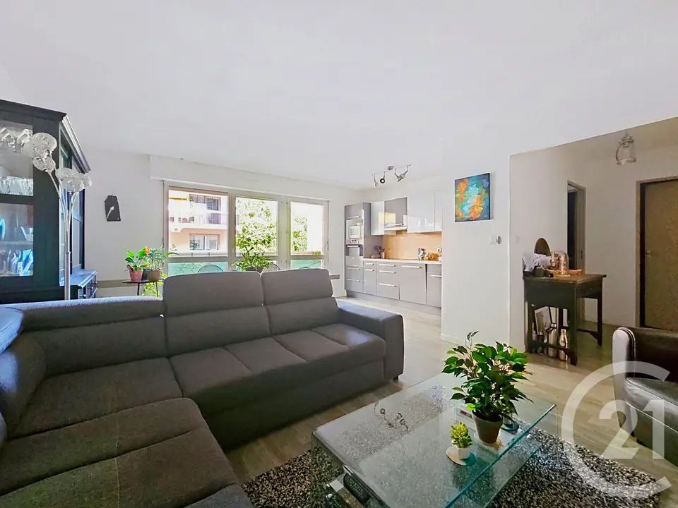 Appartement 4 pièces 83 m² à vendre à Bordeaux — photo 3