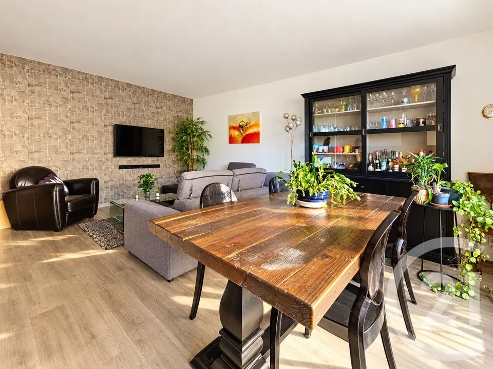Appartement 4 pièces 83 m² à vendre à Bordeaux — photo 3