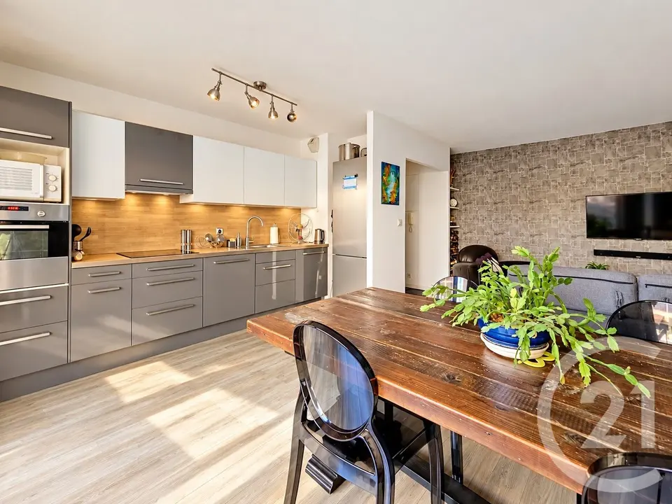 Appartement 4 pièces 83 m² à vendre à Bordeaux — photo 2