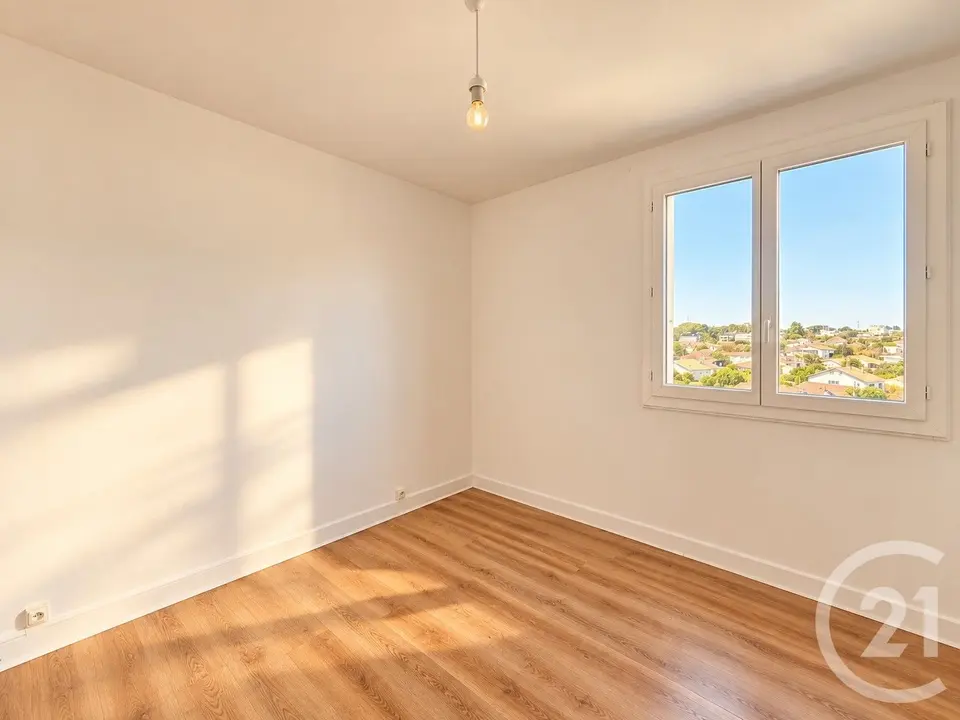 Appartement 4 pièces 68 m² à vendre à Bordeaux — photo 6