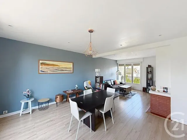 Appartement à vendre à Bordeaux — CENTURY 21 Kadima