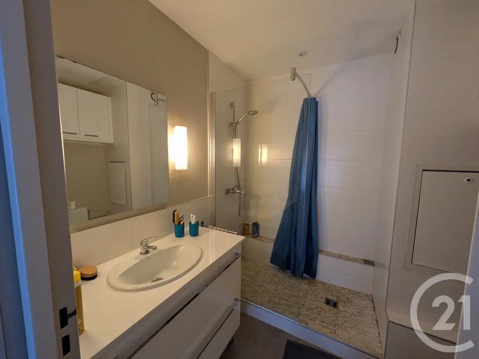 Appartement 2 pièces 41 m² à louer à Bordeaux — photo 3