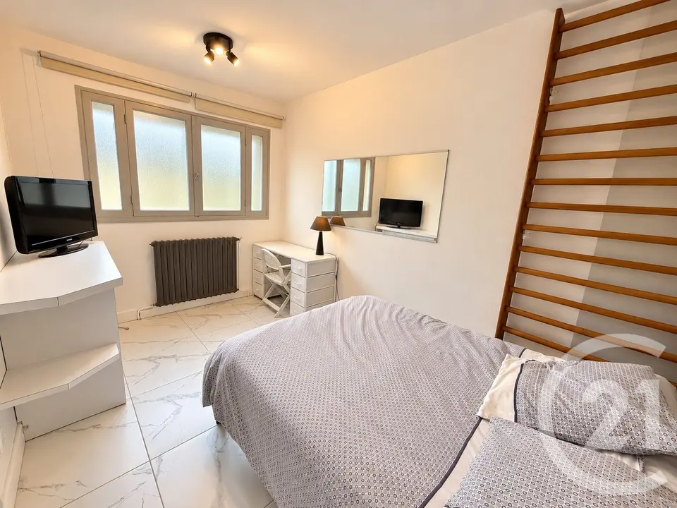Appartement 2 pièces 65 m² à louer à Bordeaux — photo 2