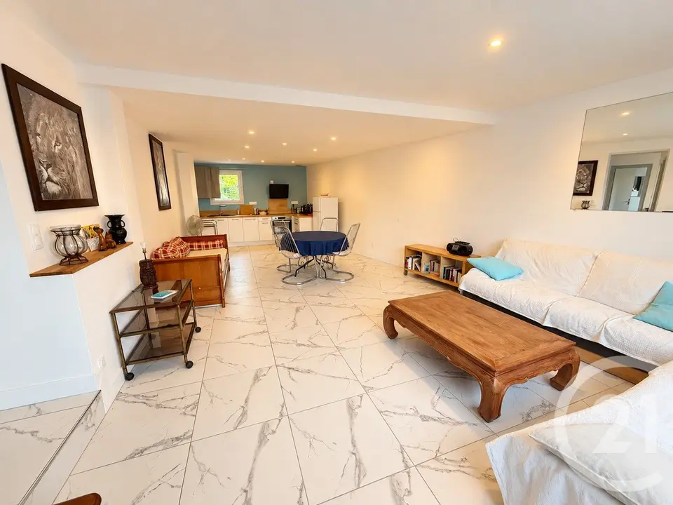 Appartement 2 pièces 65 m² à louer à Bordeaux — photo 1