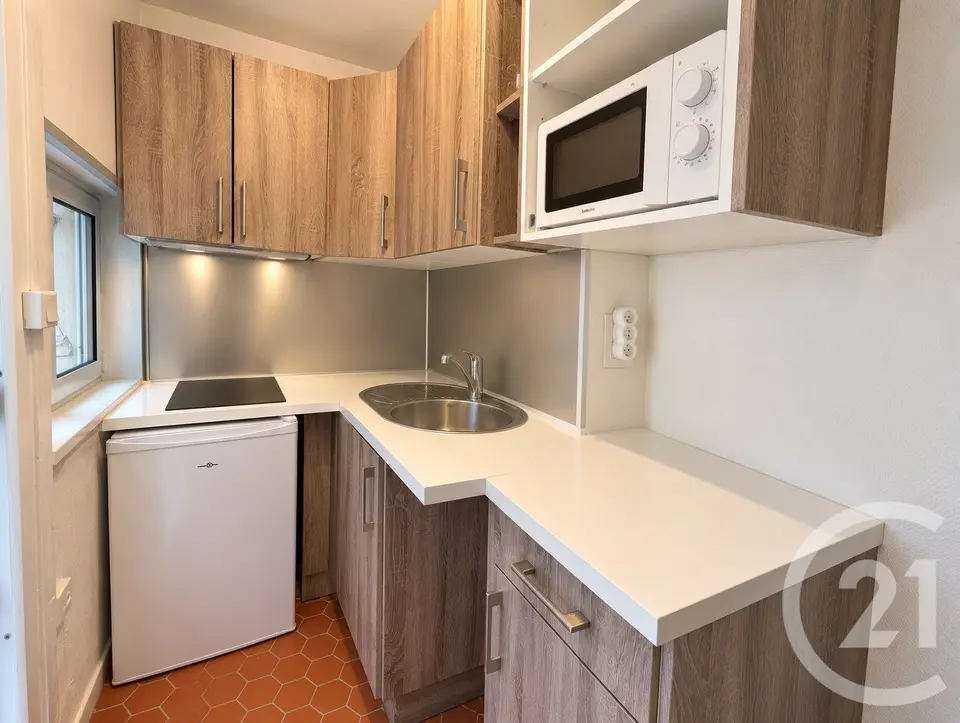 Appartement 1 pièces 33 m² à louer à Bordeaux — photo 2