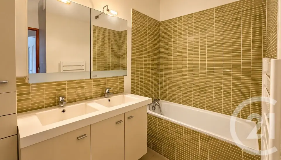 Appartement 5 pièces 93 m² à vendre à Bordeaux — photo 4