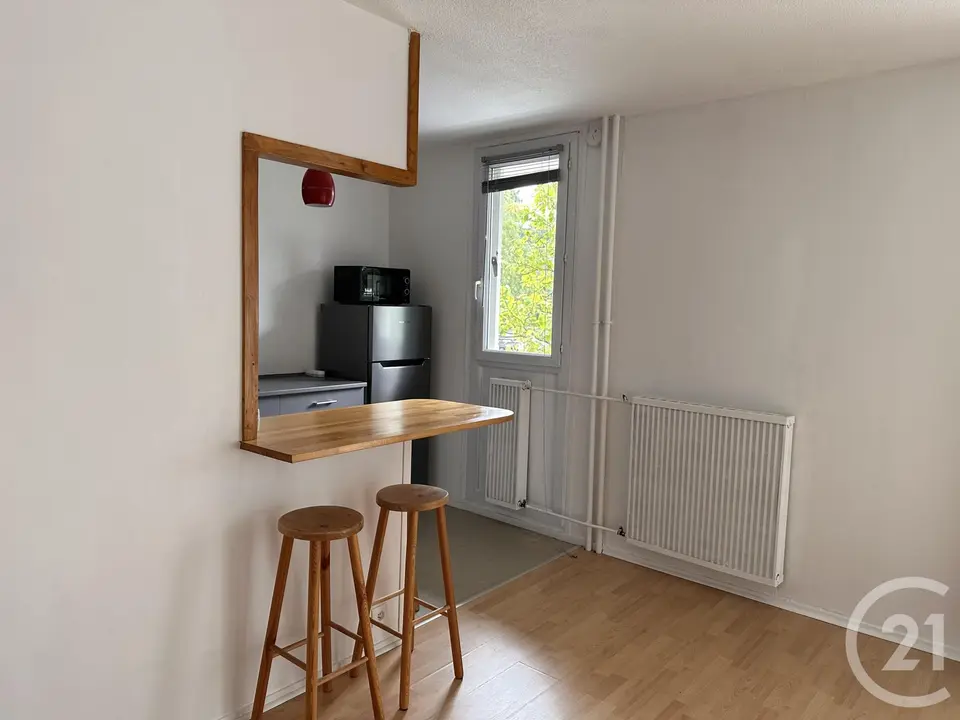 Appartement 1 pièces 30 m² à louer à Gradignan — photo 1