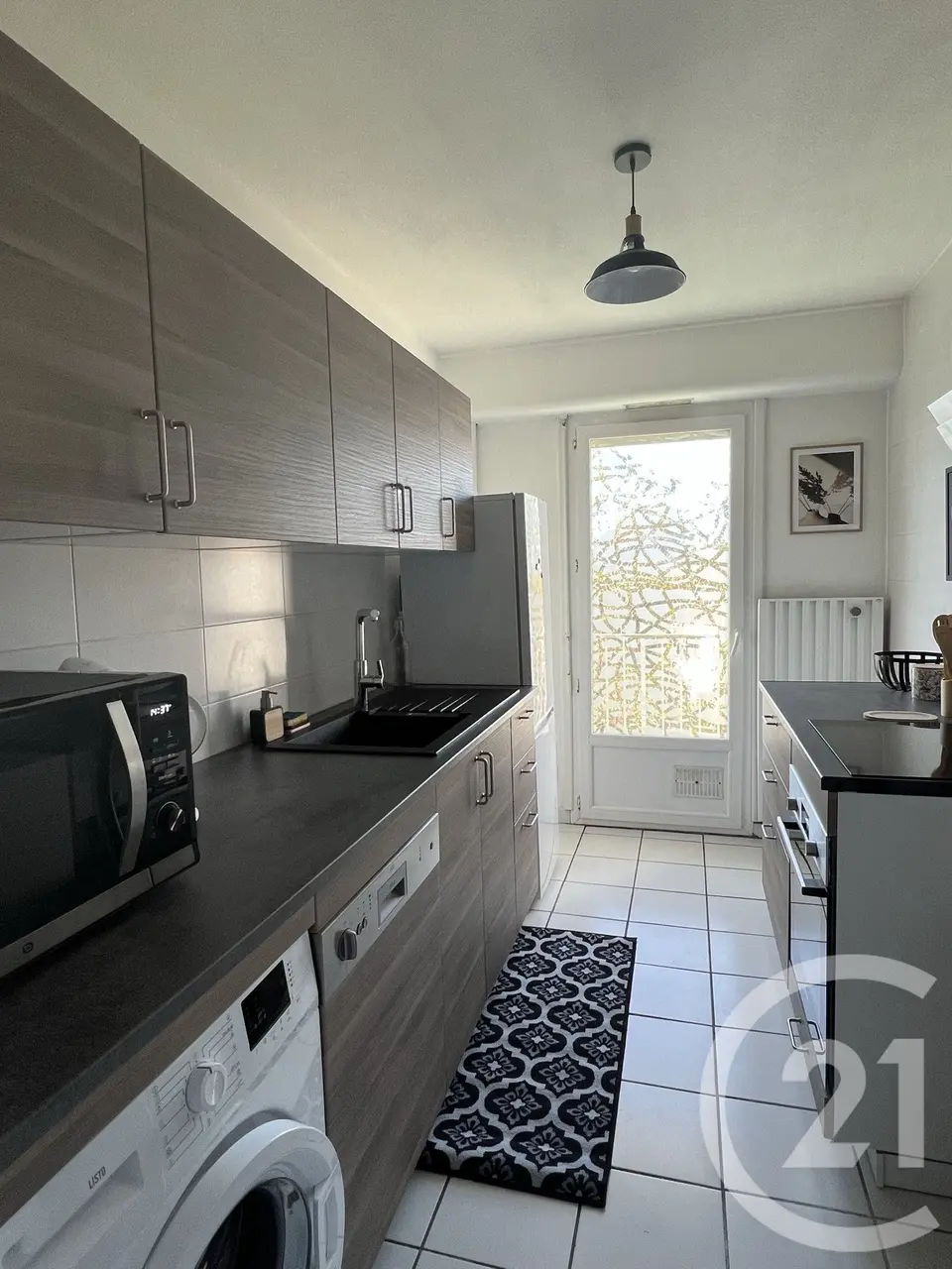 Appartement 1 pièce 9 m² à louer à Pessac — photo 2