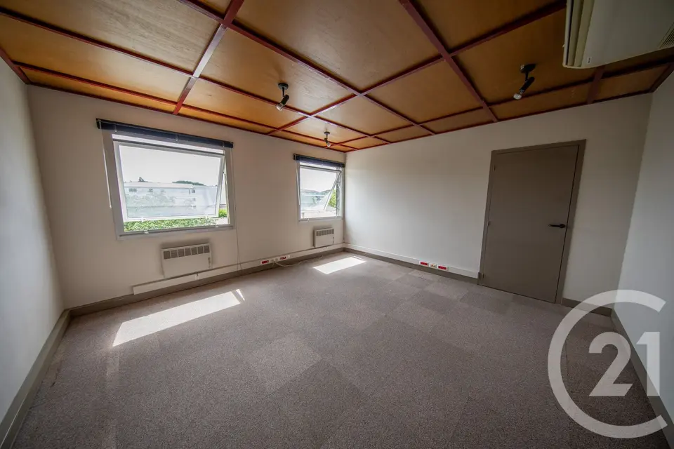 Bien immobilier à louer à Saint-Médard-en-Jalles — photo 4