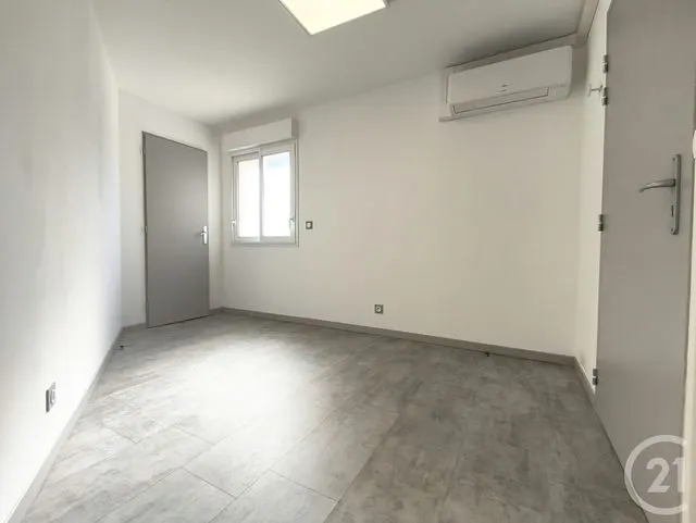 Bien immobilier à louer à Saint-Médard-en-Jalles — CENTURY 21 Kadima
