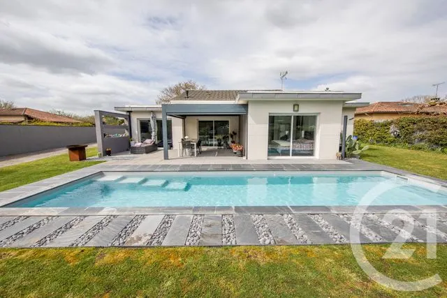 Maison à vendre à Arsac — CENTURY 21 Kadima
