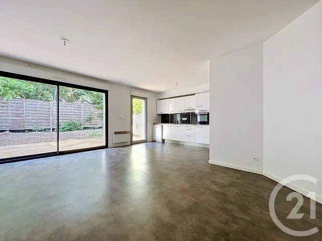 Maison à louer à Bordeaux — CENTURY 21 Kadima