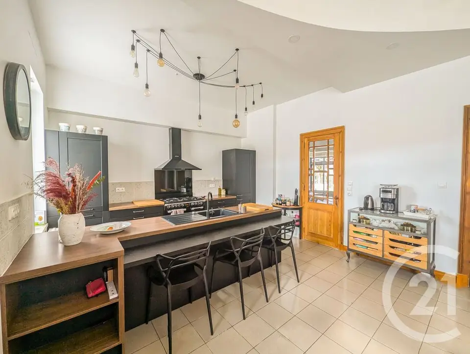 Maison 4 pièces 182 m² à louer à Brach — photo 5