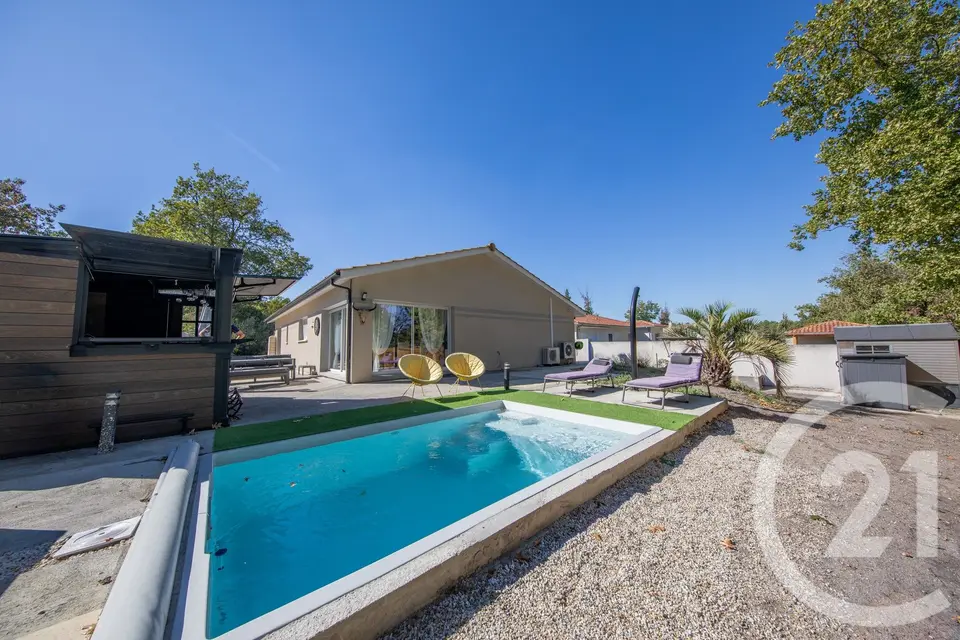 Maison 5 pièces 118 m² à vendre au Pian-Médoc — photo 1