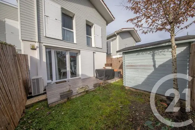 Maison à vendre au Taillan-Médoc — CENTURY 21 Kadima