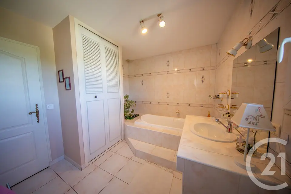 Maison 7 pièces 190 m² à vendre au Taillan-Médoc — photo 9