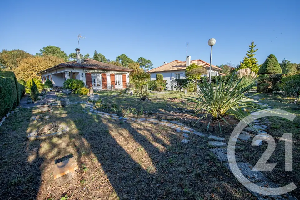 Maison 7 pièces 176 m² à vendre à Saint-Aubin-de-Médoc — photo 1