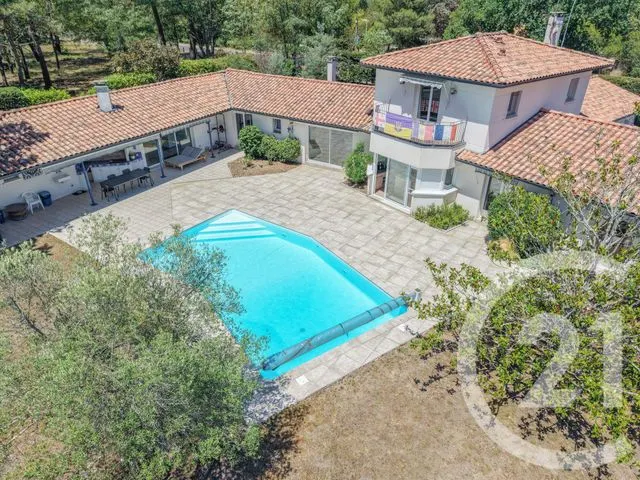 Maison à vendre à Saint-Aubin-de-Médoc — CENTURY 21 Kadima