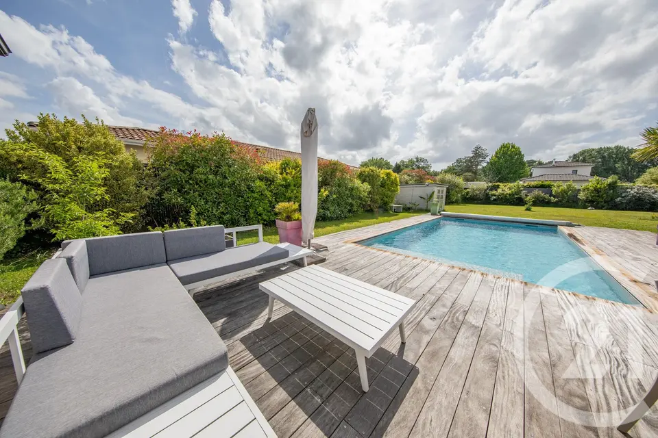 Maison 6 pièces 134 m² à vendre à Saint-Aubin-de-Médoc — photo 3