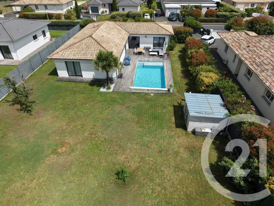 Maison 6 pièces 134 m² à vendre à Saint-Aubin-de-Médoc — photo 3
