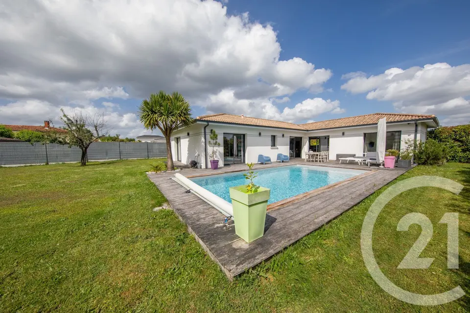 Maison 6 pièces 134 m² à vendre à Saint-Aubin-de-Médoc — photo 4