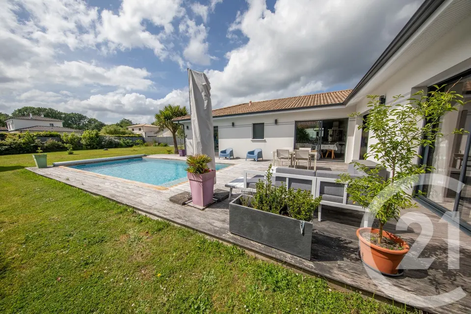 Maison 6 pièces 134 m² à vendre à Saint-Aubin-de-Médoc — photo 6