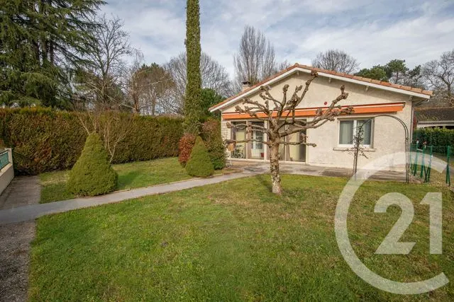 Maison à vendre à Saint-Aubin-de-Médoc — CENTURY 21 Kadima