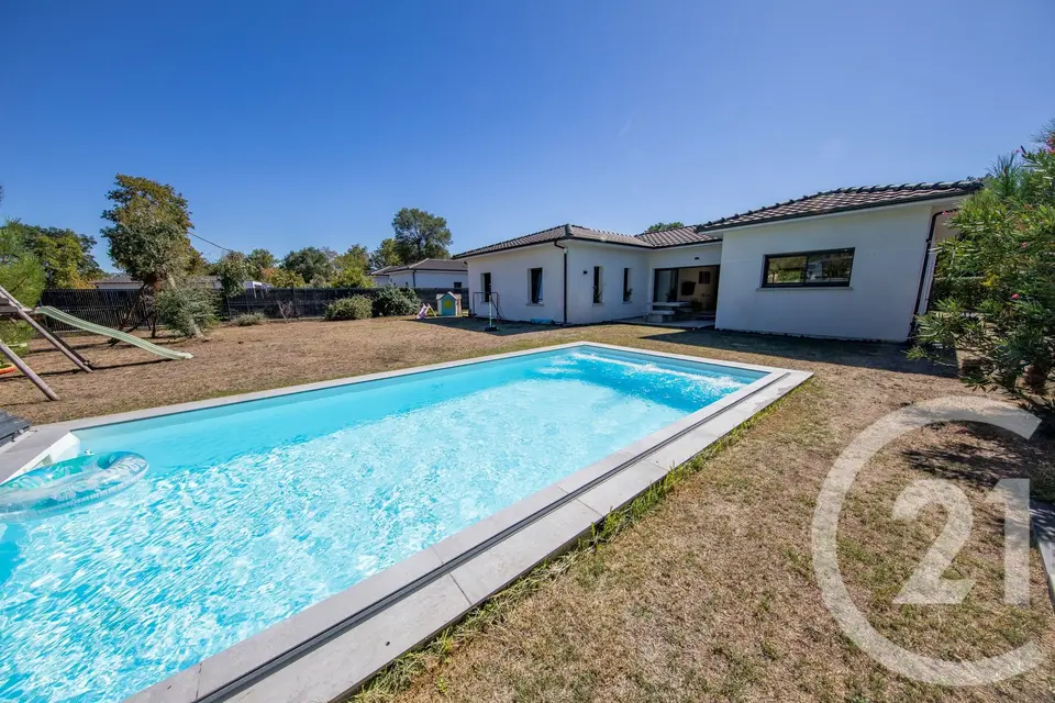 Maison 7 pièces 144 m² à vendre à Saint-Aubin-de-Médoc — photo 1