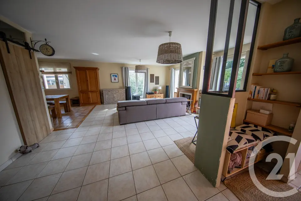 Maison 7 pièces 157 m² à vendre à Saint-Médard-en-Jalles — photo 6
