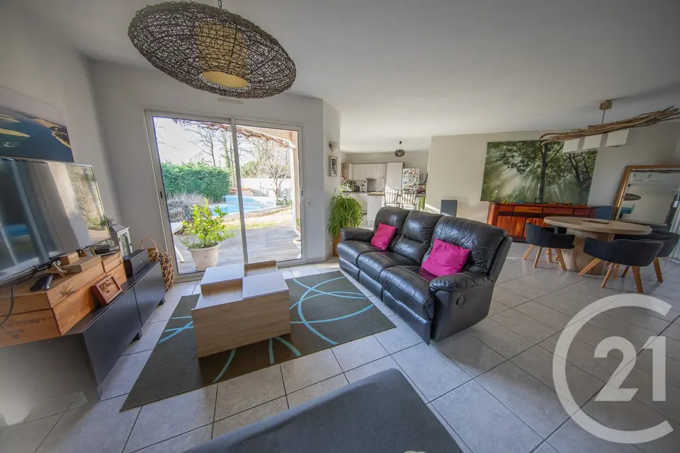 Maison 5 pièces 112 m² à vendre à Saint-Médard-en-Jalles — photo 3