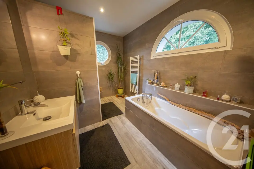 Maison 7 pièces 203 m² à vendre à Saint-Médard-en-Jalles — photo 9