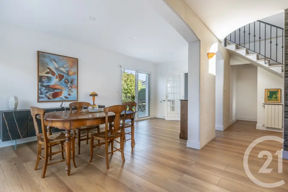 Maison 6 pièces 135 m² à vendre à Saint-Médard-en-Jalles — photo 5