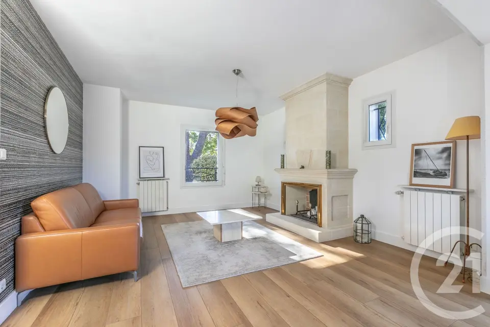 Maison 6 pièces 135 m² à vendre à Saint-Médard-en-Jalles — photo 2