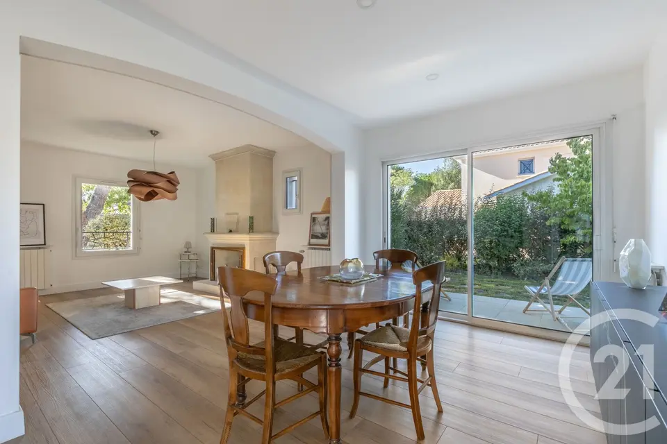 Maison 6 pièces 135 m² à vendre à Saint-Médard-en-Jalles — photo 6