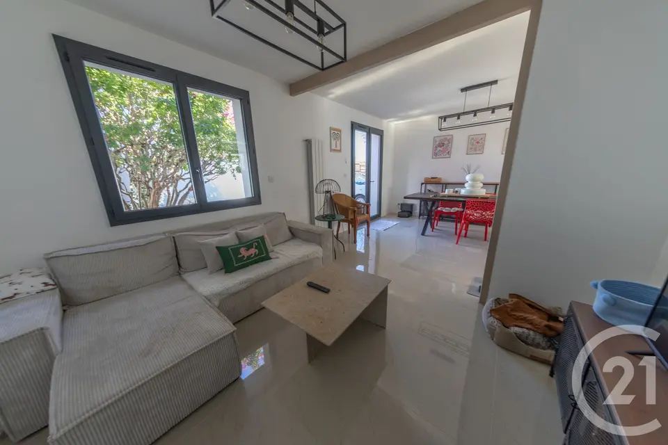 Maison 5 pièces 84 m² à vendre à Saint-Médard-en-Jalles — photo 2