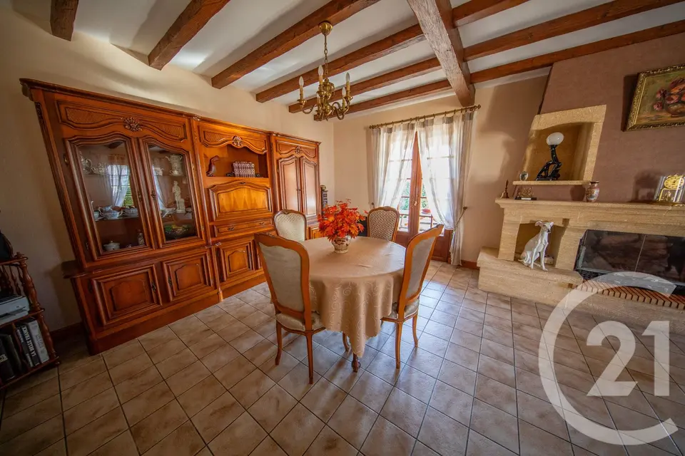 Maison 7 pièces 151 m² à vendre à Saint-Médard-en-Jalles — photo 3