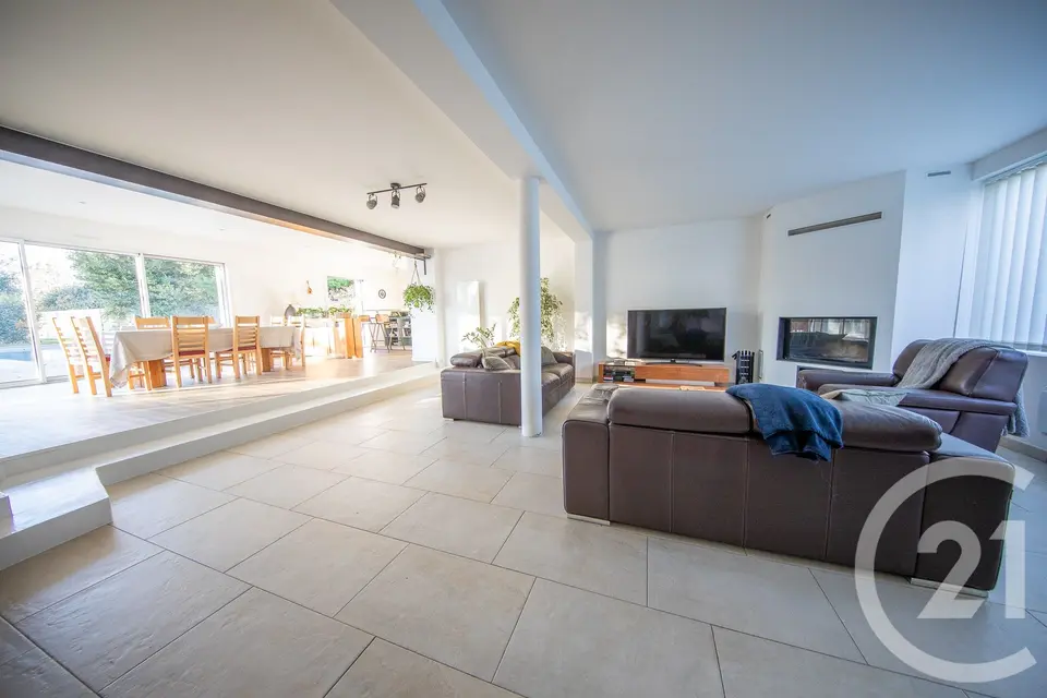 Maison 10 pièces 260 m² à vendre à Saint-Médard-en-Jalles — photo 14