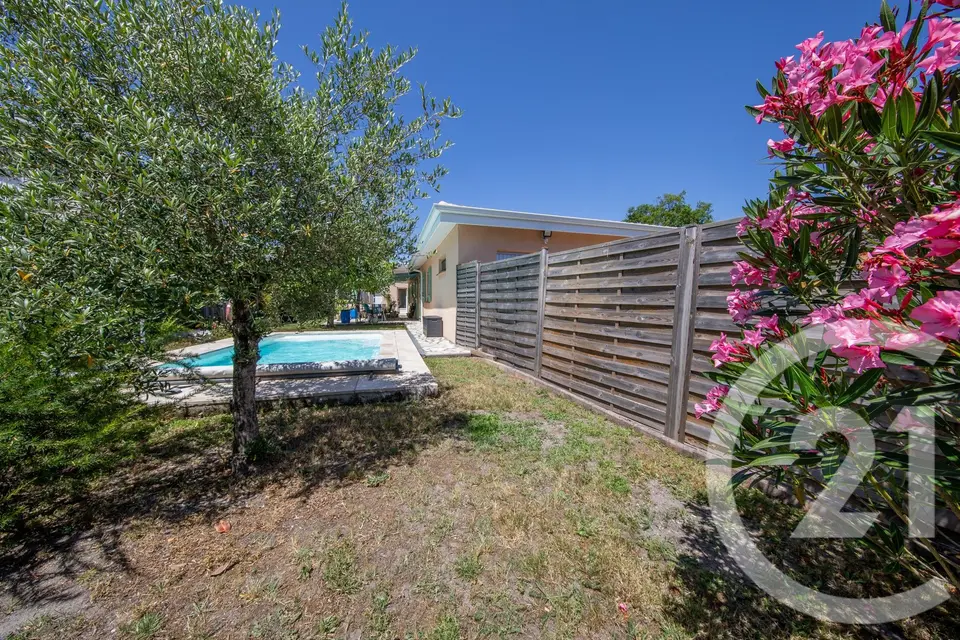 Maison 5 pièces 91 m² à vendre à Saint-Médard-en-Jalles — photo 2