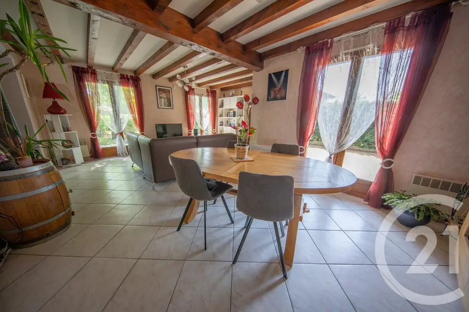 Maison 8 pièces 146 m² à vendre à Saint-Médard-en-Jalles — photo 4