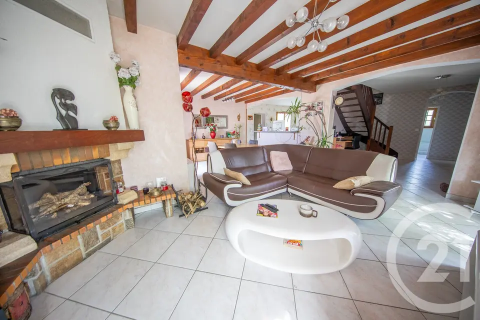 Maison 8 pièces 146 m² à vendre à Saint-Médard-en-Jalles — photo 2