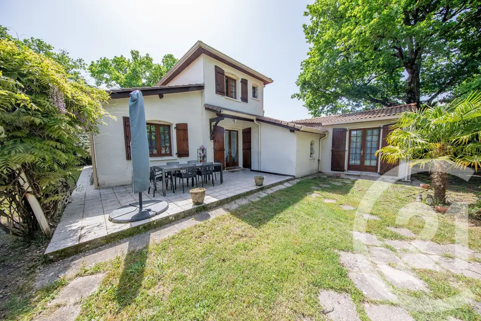 Maison 8 pièces 146 m² à vendre à Saint-Médard-en-Jalles — photo 11