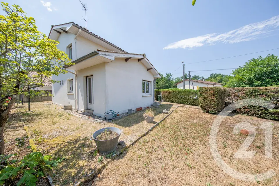 Maison 4 pièces 79 m² à vendre à Saint-Médard-en-Jalles — photo 2