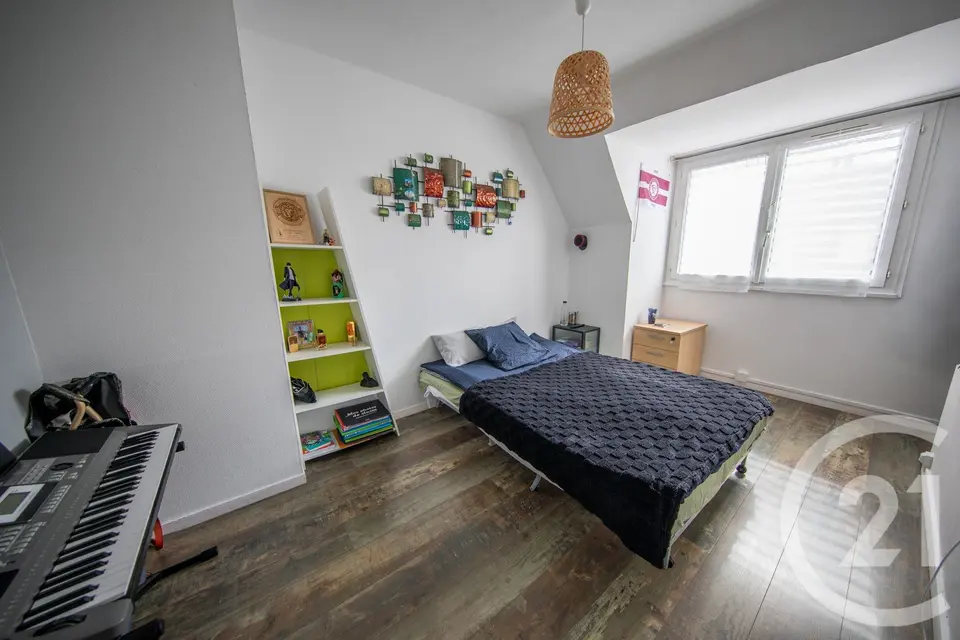 Maison 5 pièces 92 m² à vendre à Saint-Médard-en-Jalles — photo 13