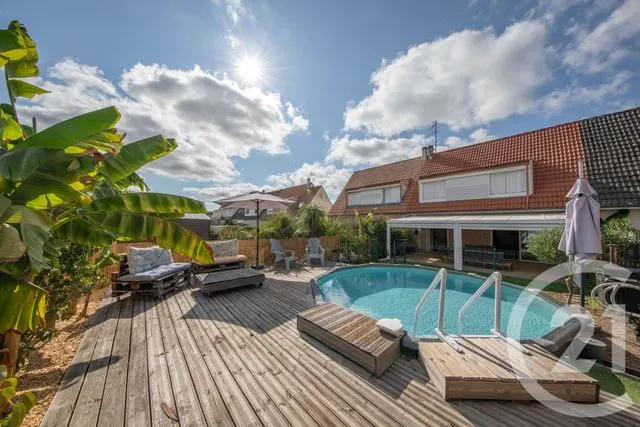 Maison à vendre à Saint-Médard-en-Jalles — CENTURY 21 Kadima